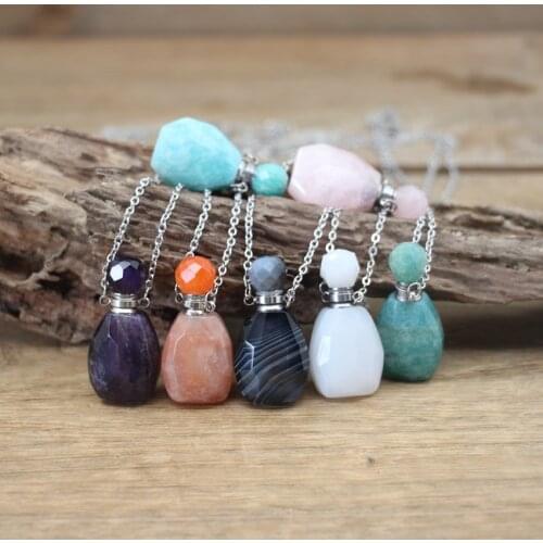 Natural White/Orange Jades Perfume Bottle Pendants Chains Amazonite Black Lace Agates Essential Oil Vial Charm Jewelry QC1068