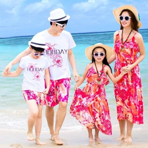 Family Clothing 2019 Family Set Beach Clothes Bohemian Mother/Mom and Daughter Dresses Clothes Father Son Clothing Sets 3XL