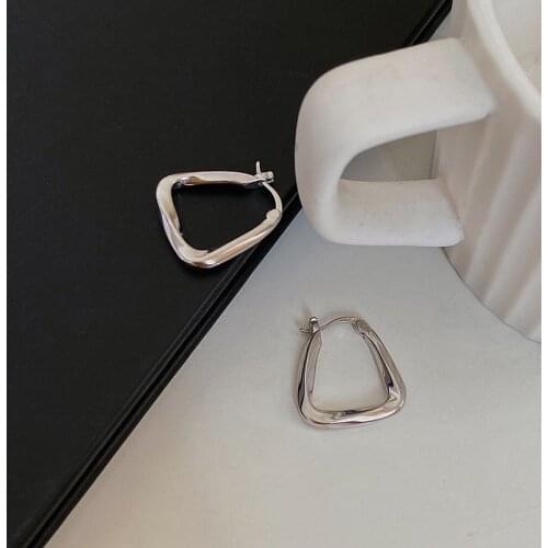 ALLNEWME French Retro Irregular Rhombus Earrings for Women Female Hollow Geometric Hoop Earrings Vintage Minimalist Jewelry