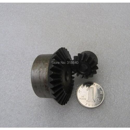 Bevel Gear 1.5M 15Teeth 30Teeth ratio 1:2 Mod 1.5 No tighten screw included Right angle transmission parts DIY Robot competition