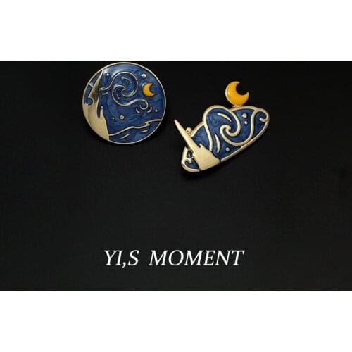 Star and moon Brooch male and female personality metal badge lovers creative pin clothing decoration