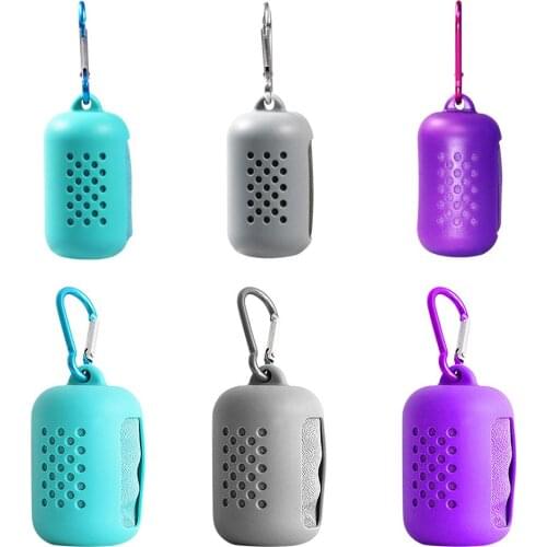 Hot Sale Towel Classic Delicate Solid Quick Dry Breathable Towel Silicone Towel Storage Case Outdoor Towels Carry Box