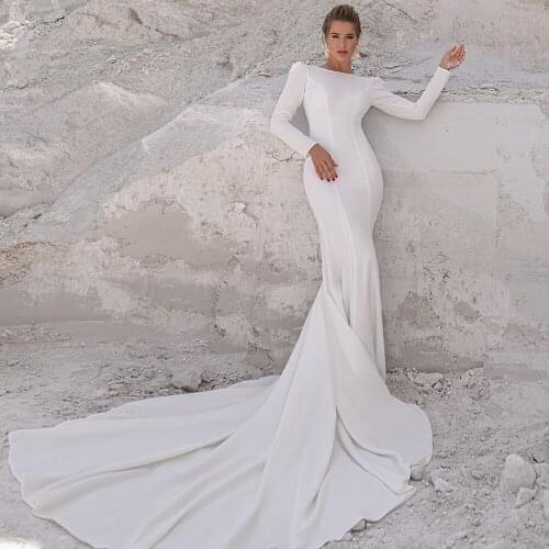 Charming Mermaid Weddding Dresses Simple Open Back Boat Neck Court Train Satin Long Sleeves Bridal Gowns 2021 Vestido De Noiva