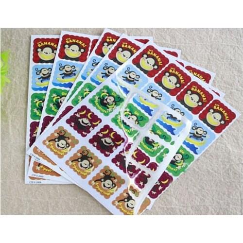 Printing custom vinyl lablels in roll for food packages with competitive price and high quality