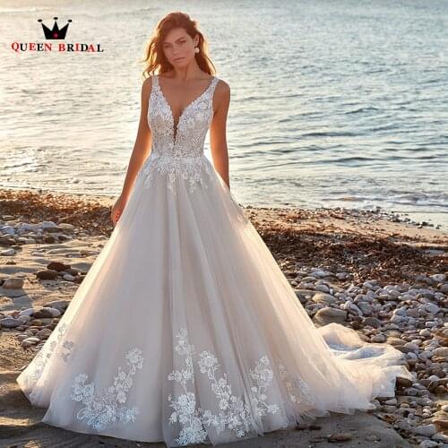QUEEN BRIDAL Wedding Dresses