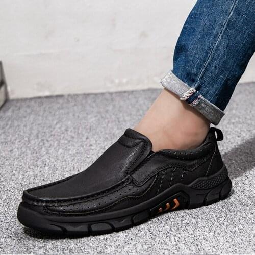 Genuine Leather Men Shoes Slip On Loafers Casual Leather Shoes Comfortable Quality Flats Men Shoes Moccasins