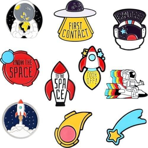 Space Man Enamel Pin Enamel pins Jewelry Gift for Kids Spaceship Astronaut Brooch Collar Badge Lapel Pins