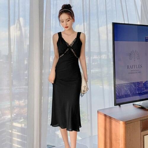 Fashion Summer Korean Vintage Sexy Strap Sleeveless Midi Party Dress Ladies Robe Elegant Coffee Break Backless Lace Beach Dress