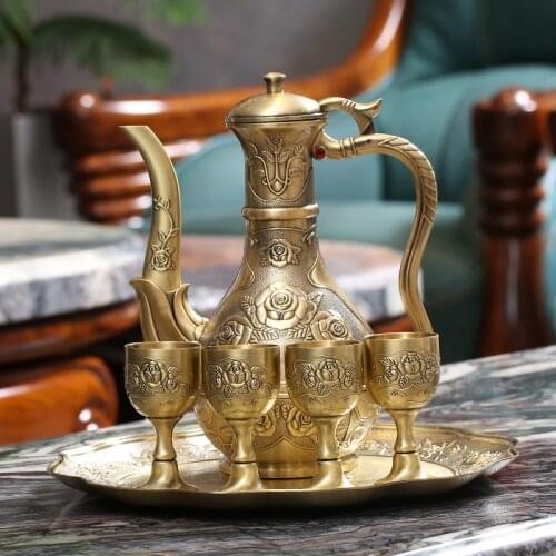 Metal bronze wine European retro high-end gift box home wine cabinet ornaments hip flask set wine glass set