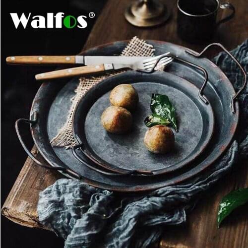 Walfos European Retro Metal Plate With Handle Handcrafted Round Wrought Vintage Storage Bread Tray Home Decoration Restaurant