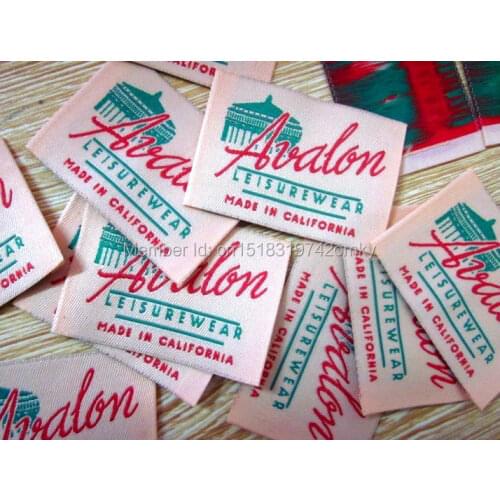 Free shipping custom clothing woven tags/labels garment printed labels/hang tag/brand/main labels 1000 pcs/lot with cut and fold