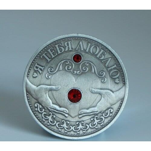 Russian Diamond-encrusted Hand Holding Love Lucky Love Commemorative Coin Nickel Silver Embossed Coin Challenge Coin