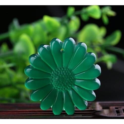 Chinese Natural Jade Chalcedony Hand-carved Sun Flower Jade Pendant Fashion Boutique Jewelry Agate Necklace for Men and Women