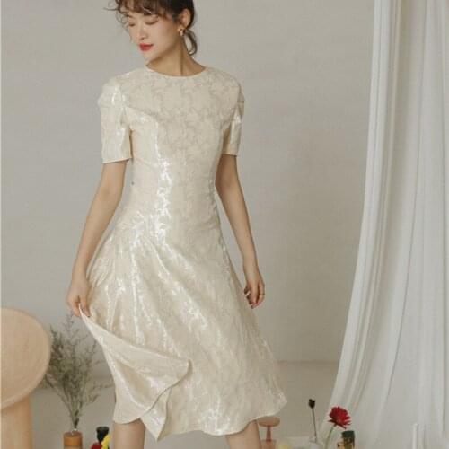 Embossed Pattern Halter Sweet Dress Temperament Womens Summer New Short-Sleeved A-line High Waist High-end Party Dress