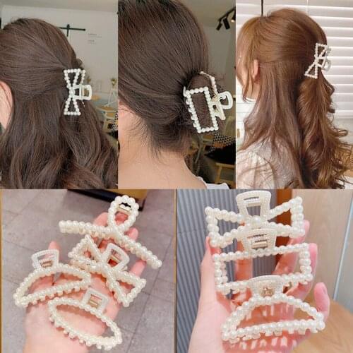 New Korean Pearl Bow Hair Claw Clips Crab Elegant Geometric Hairpins For Women Girl Sweet Hollow Out Hair Accessories Bath Clip