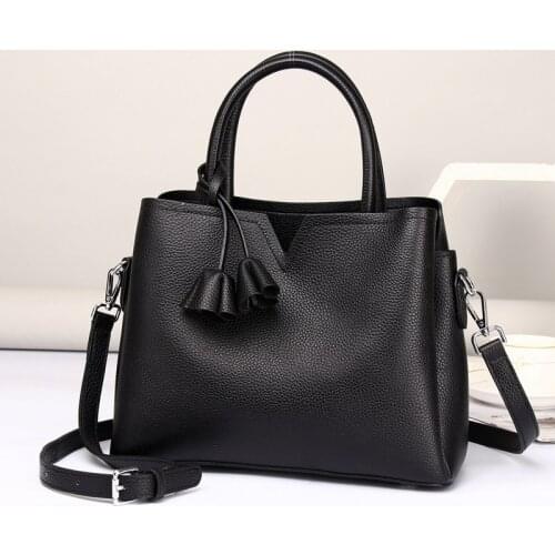 Briggs Totes With Short Handles