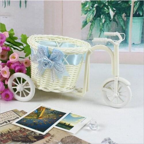 Hot Sale New Plastic White Tricycle Bike Design DIY Flower Basket Container For Flower Plant Home Weddding Decoration