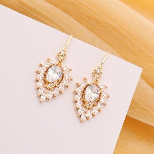 Wholesale Various Female Fashion Personality Zircon Copper Water Drop Earrings for Women Metal Party Jewelry Accessory Girl Gift