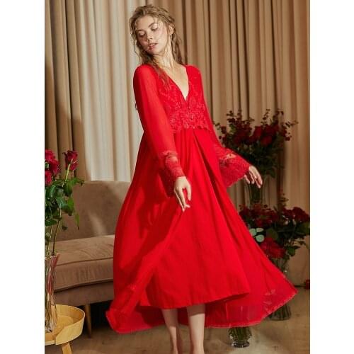 Vintage Red Color Womens 2 Pieces Robe Sets Long Sleeve Royal Embroidery Lace Sexy Nightwear Bride Wedding Sleep Robes
