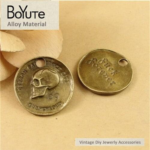 BoYuTe (40 Pieces/Lot) 28MM Antique Bronze Zinc Alloy Ancient Round Coin Skull Head Pendant Diy Charms for Jewelry Making