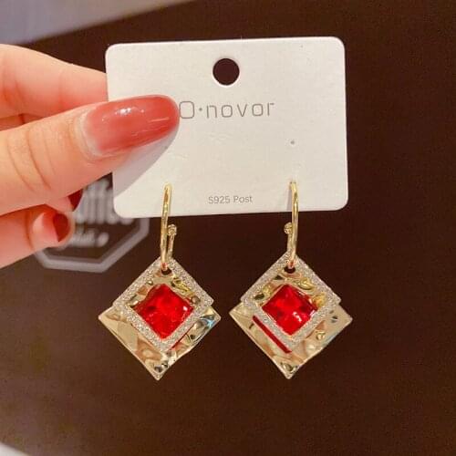 Exquisite Shining Diamond Shape Square Crystal Pendant Earrings Temperamental Sexy Three-dimensional Stereoscopic Earrings