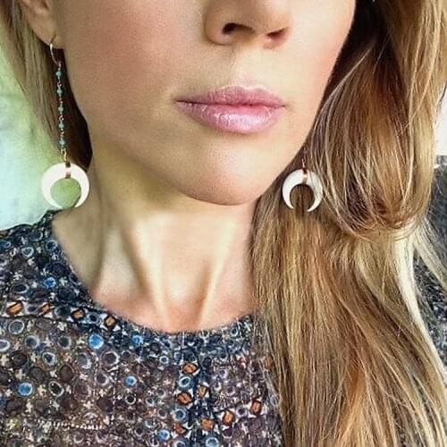 Friday Knight Tusk Earrings Bohemia Green Nature Stone Beaded Horn/ Moon Pendant Jewelry Handmade Holiday Dangling Earrings