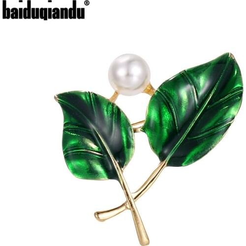 Baiduqiandu Brand New Arrvail Green Leaf and Simulated Pearl Corsage Alloy Brooch Jewelry Accessories