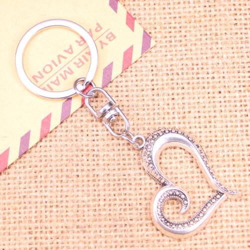 New Fashion Keychain 38x36mm hollow heart Pendants DIY Men Jewelry Car Key Chain Ring Holder Souvenir For Gift