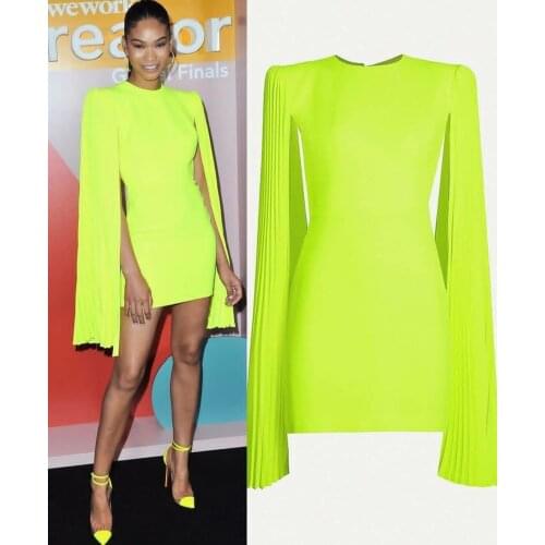 Elegant Short Stretchy Celebrity Dresses with Sleeves Satin O-Neck Knee Length Abendkleider Robes de Soirée for Women