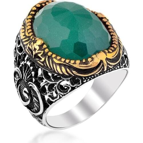 Bevel Green Color Agate Stone Vav Pattern Silver Ring