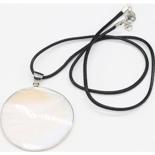 Natural Round White Shell Pendant Necklace Fashion Jewelry Mother of Pearl Shell Necklace Leather Rope for Women Gift
