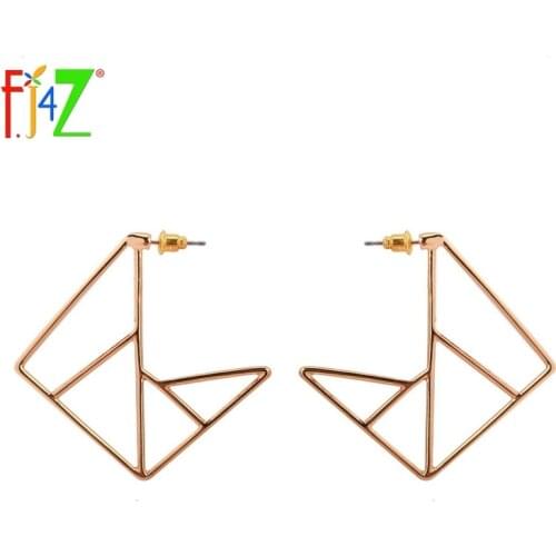 F.J4Z New Hot Punk Geometric Ear Studs For Womens Party Decoration Simple Exquisite Golden Metal Stud Earrings