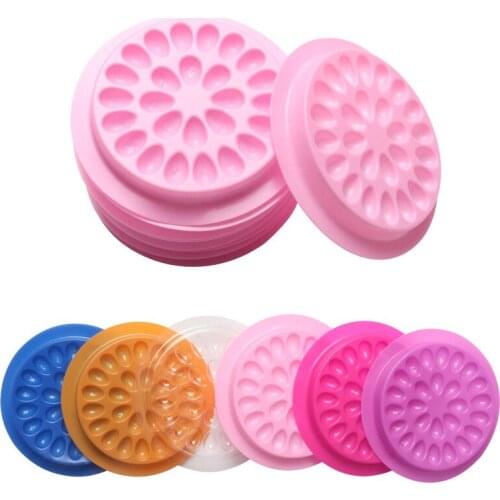 500pcs Disposable Glue Gasket Plastic Flower Shape Glue Pad False Eyelashes Glue Holder Adhesive Pallet