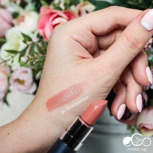 ADEN Moisturizing Lipsticks