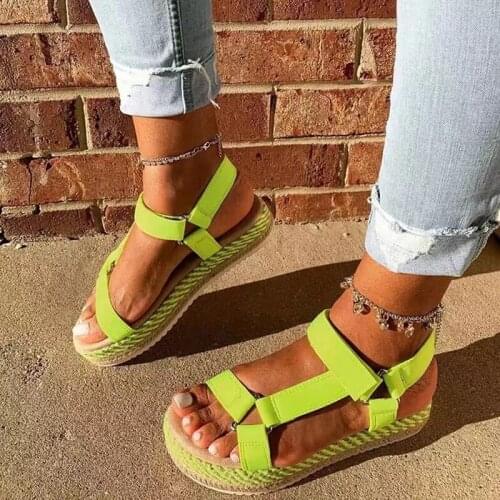 WOTTE Low-heeled Shoes