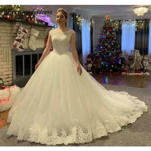 Bateau Princess Ball Gown Wedding Dresses Lace Applique Beading Design Lace Up Back Bridal Dress Vestidos De Noiva Bride Gowns