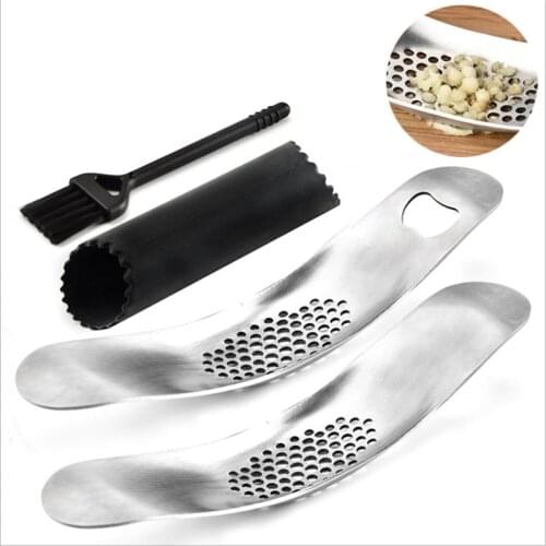 3pc/set Stainless Steel Kitchen Garlic Press Rocker Garlic Crusher Tool Garlic Press Slicer for Ginger Nuts Bottle Opener Gadget