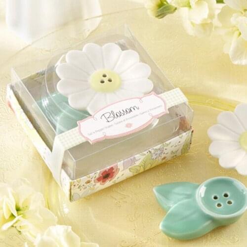 Free shipping 100SET/LOT Blossom Flower Ceramic Salt Pepper Shakers Wedding bridemate Favors and gifts Birthday gifts