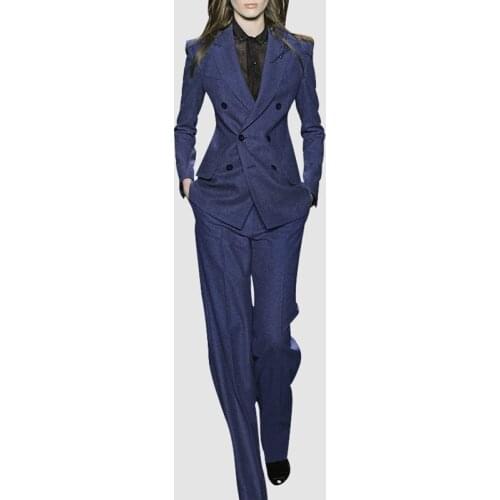 Slim fitting professional suit in autumn 2020