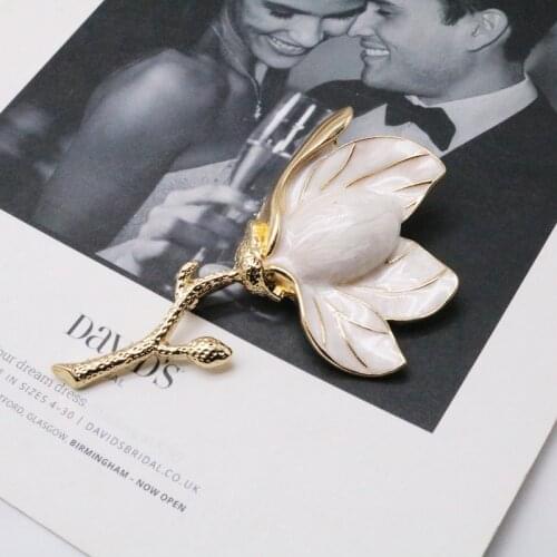 Sweet Flower Elegant Alloy Enamel Brooch