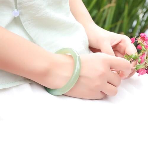 CYNSFJA New Real Rare Certified Natural Hetian Jade Bracelet Bangle Nephrite Light Green Womens Lucky Amulet Gift Fine Jewelry