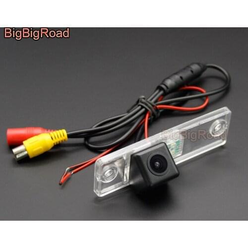 BigBigRoad Vehicle Wireless Rear View Parking CCD Camera HD Color Image For Subaru Outback 2012 2013 / Forester 2010 2011 2012