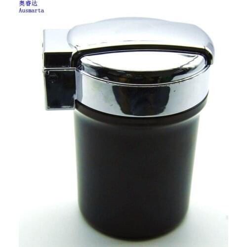 Portable car ashtray with durable car ashtray detachable metal liner vehicle LED lamp luminous ashtray with cover