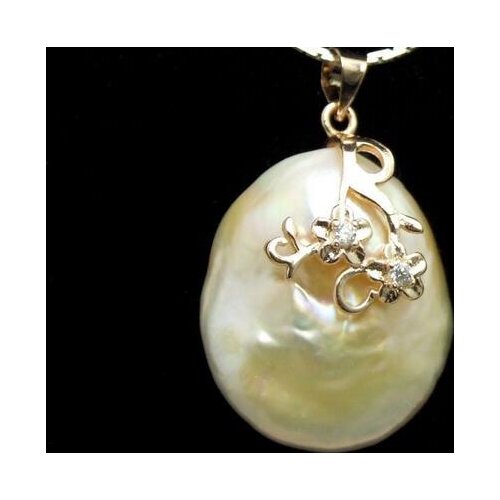 Trendy 20 mm Oval Pink Natural Pearl Necklace Pendant