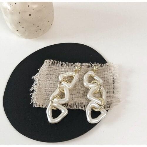 SRCOI Trendy Geometric Irregular Triangle Tassel Chain White Acrylic Drop Earring Fashion Exaggeration Women Party Jewelry