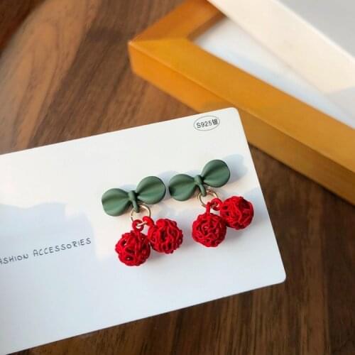 Temperament Sen series super fairy cherry new trendy sweet girl earrings