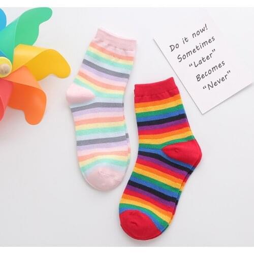 Rainbow striped socks harajuku cute woman kawaii calcetines de la mujer women meias mulher skarpetki meia femme chaussettes soc