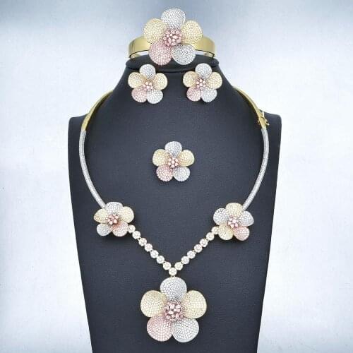 Newness Delicate Flowers Cubic Zirconia Copper 3Tone Dubai Engagement Wedding Party Necklace Bangle Earring Ring Jewelry Set