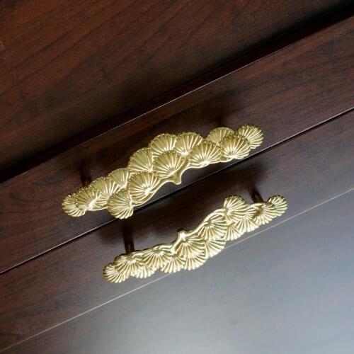 Luxury Brass Chinese Welcome Pine Handle Wardrobe Cabinet Door Handles and Knobs Drawer Pulls Decor Furniture Handle Hardware