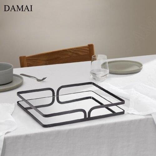 Creative Line Glass Mirror Trays Decorative European Modern Iron Frame Tea Cup Wine Set Storage Tray Home Living Room Decoration